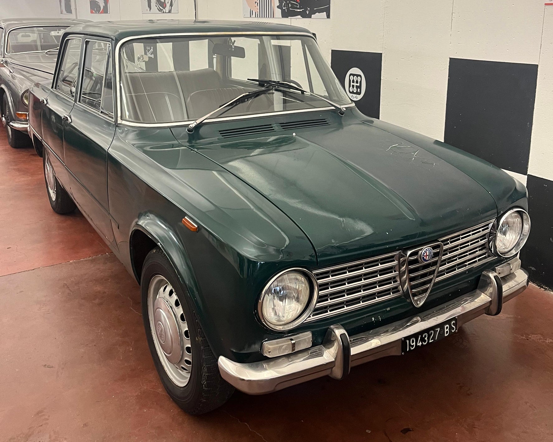 alfa romeo giulia 1300 tre_quarti anteriore dx