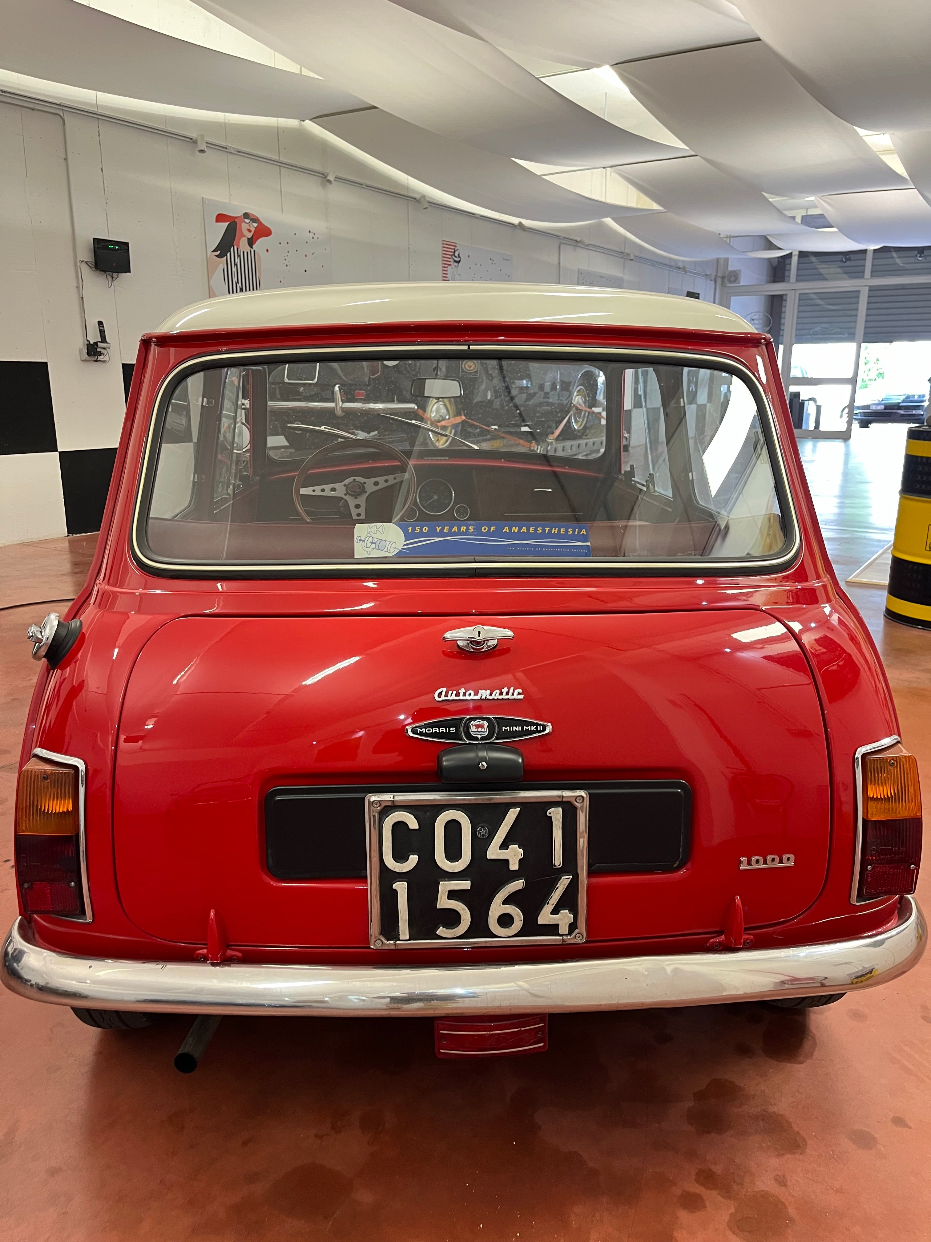 mini morris mk2 1969 rossa retro