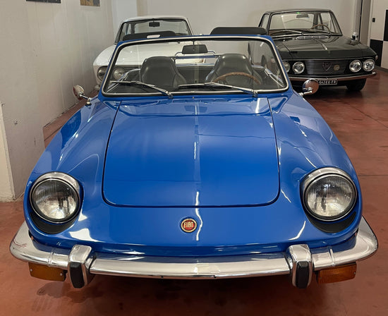 Fiat 850 Spider Sport Azzurra frontale basso