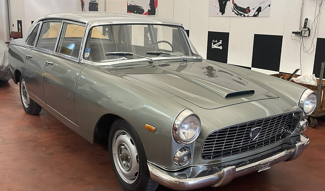 Lancia Flaminia Berlina 2.5 1960 zweifarbig